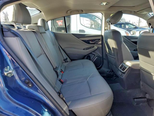 Subaru Legacy Limited Image 8