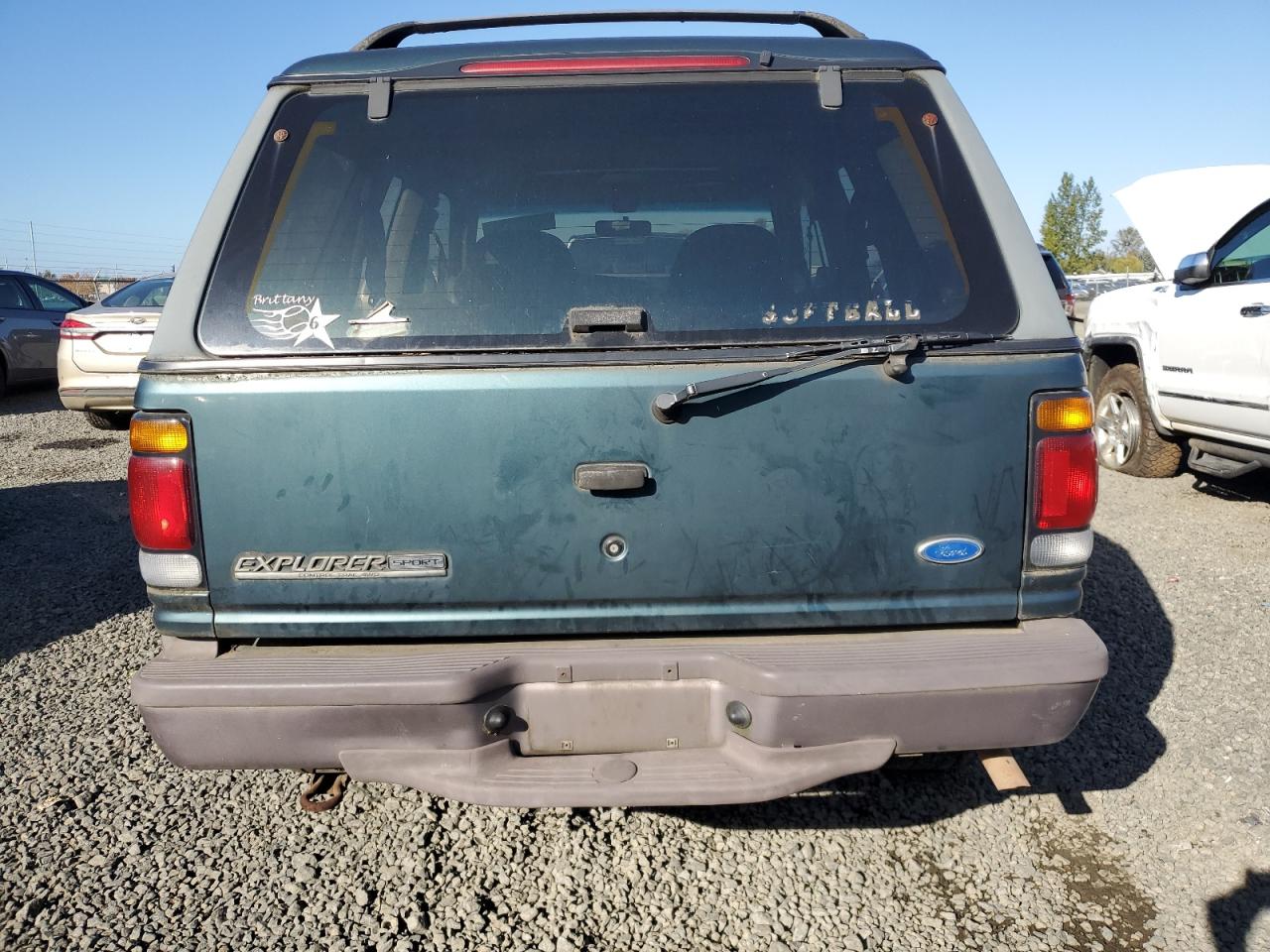 Ford Explorer Image 8