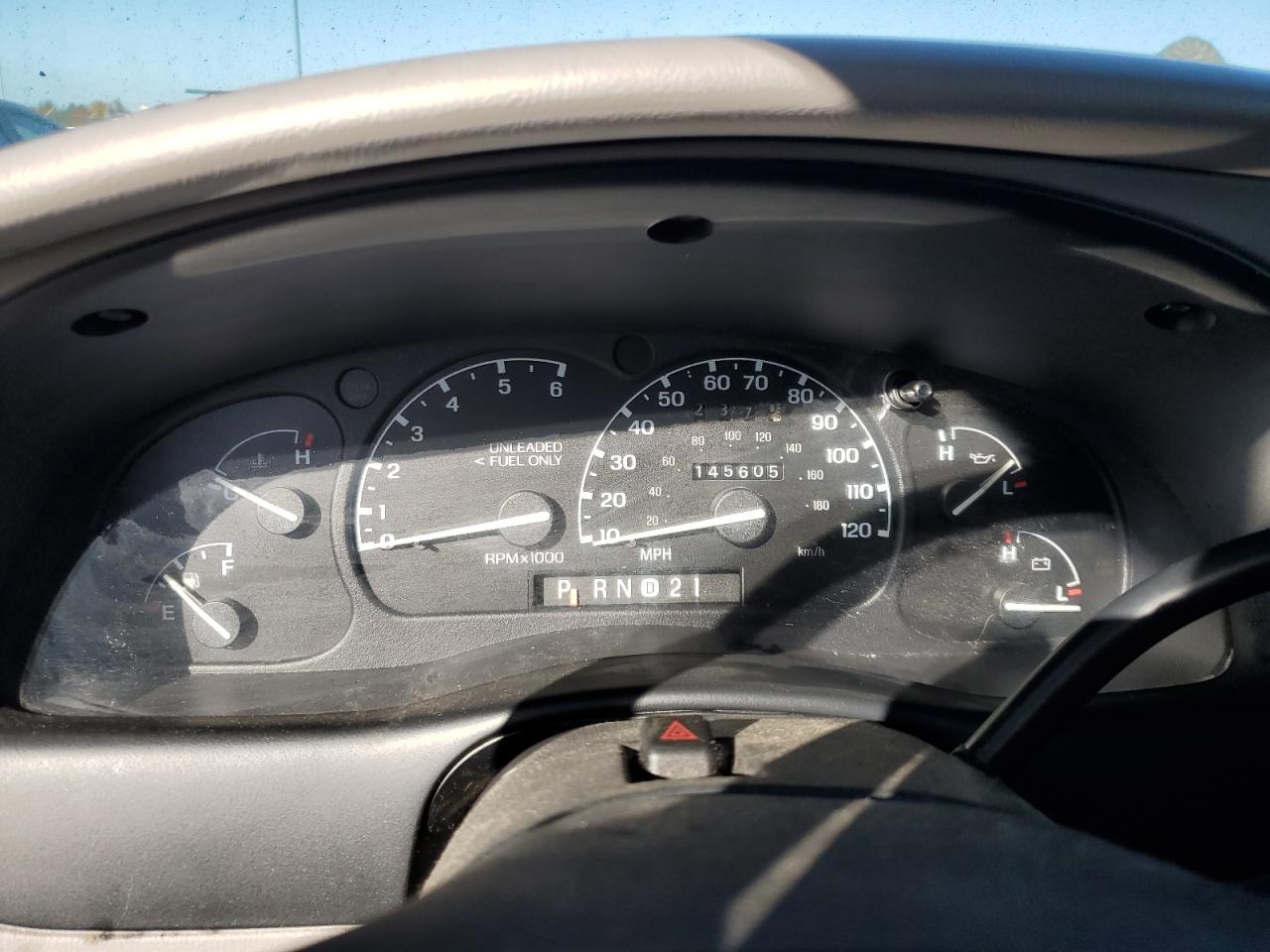 Ford Explorer Image 4