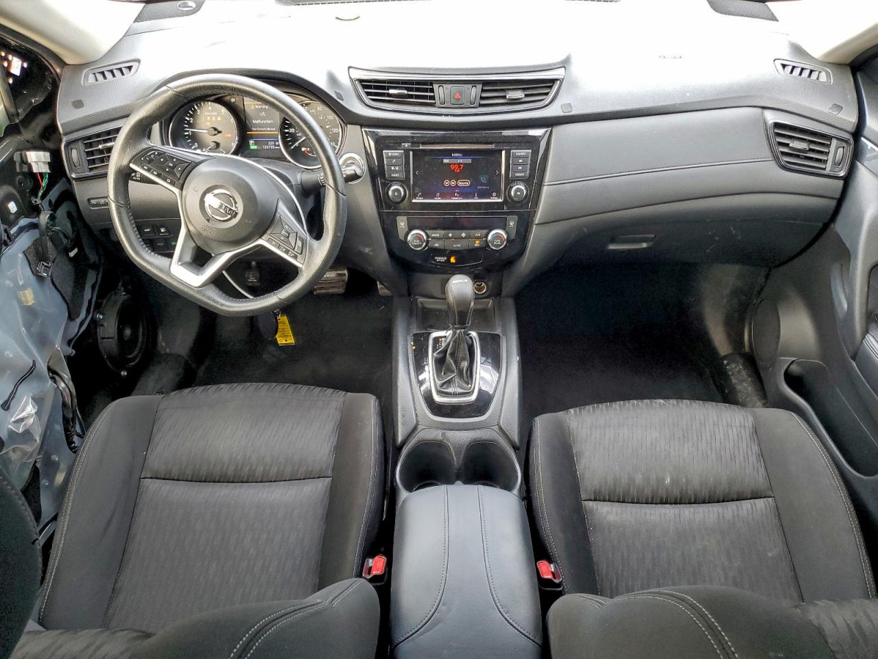 Nissan Rogue S Image 3