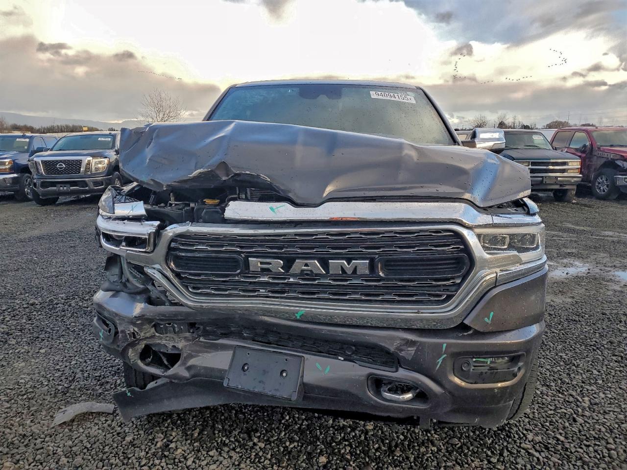 Ram 1500 Limited Image 5