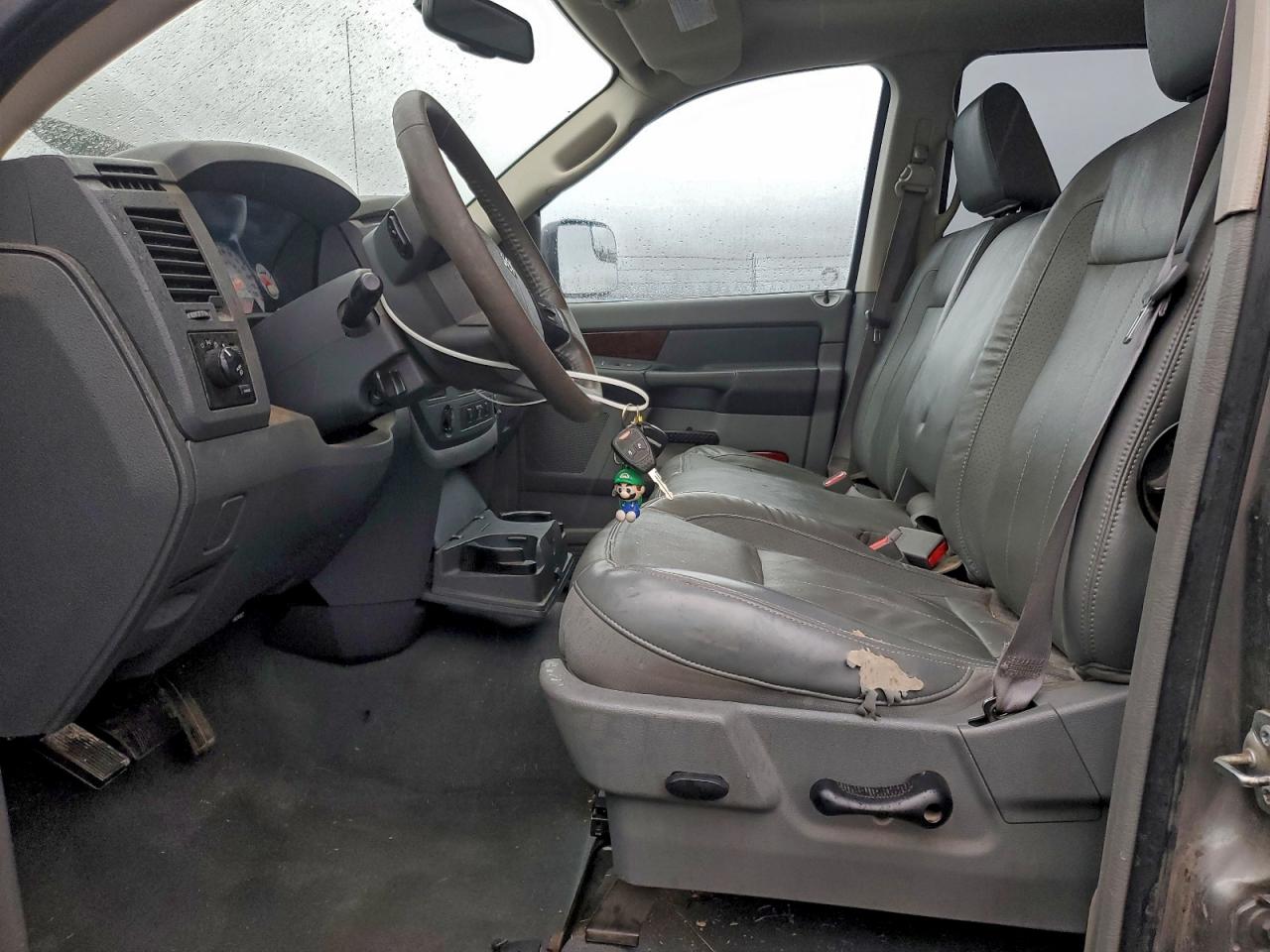 Dodge Ram 1500 St Image 6