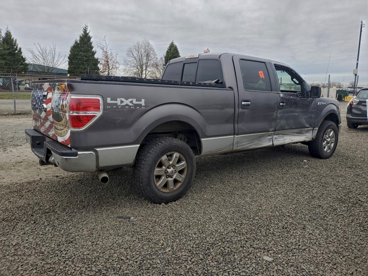 Ford F-150 Supercrew Image 8