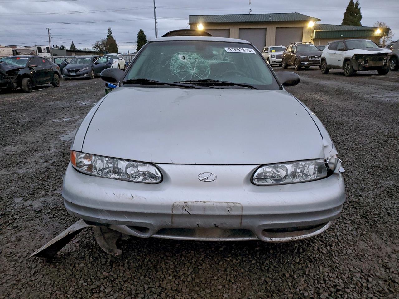 Oldsmobile Alero Gl Image 4