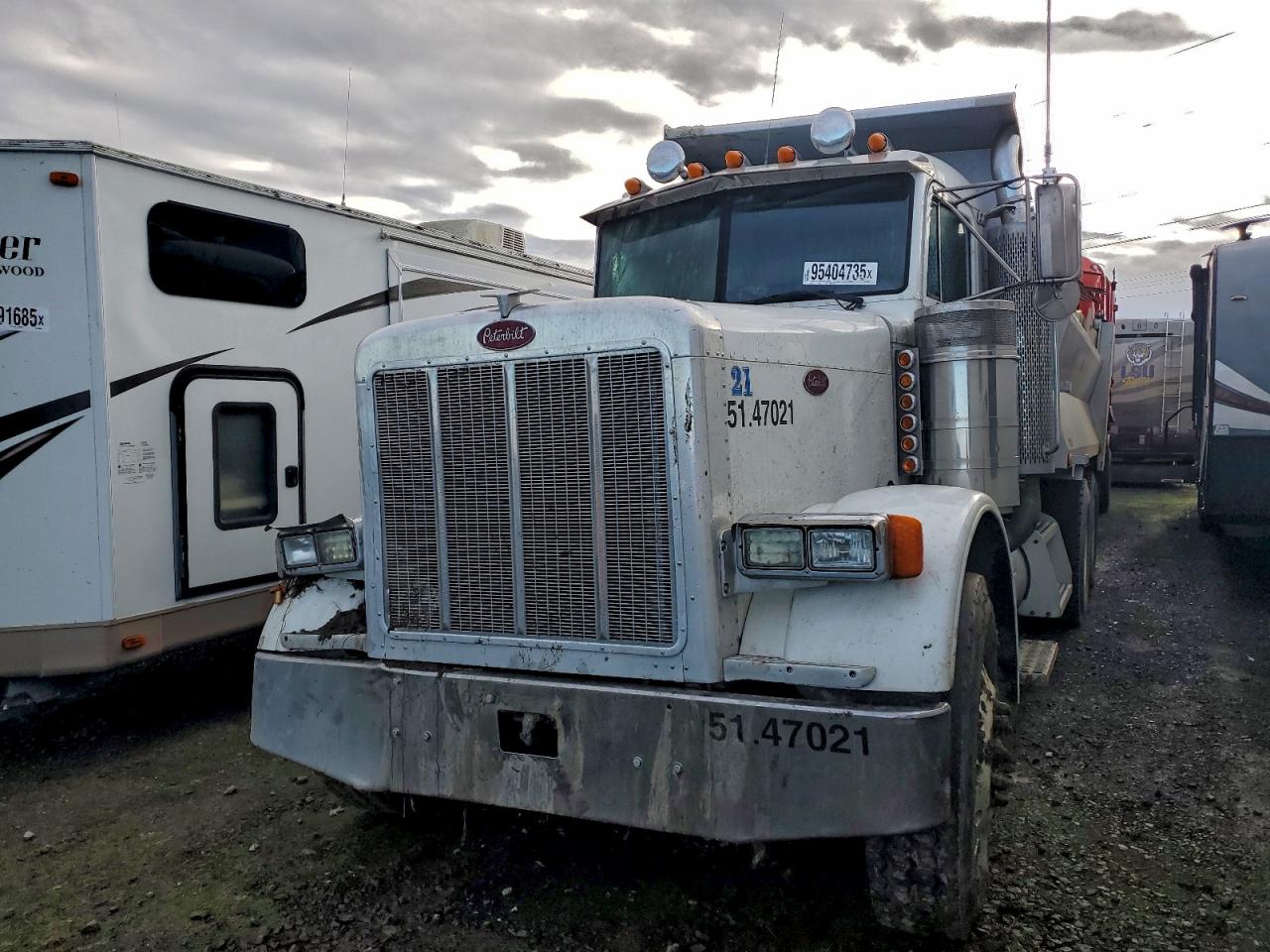 Peterbilt 379 Image 6