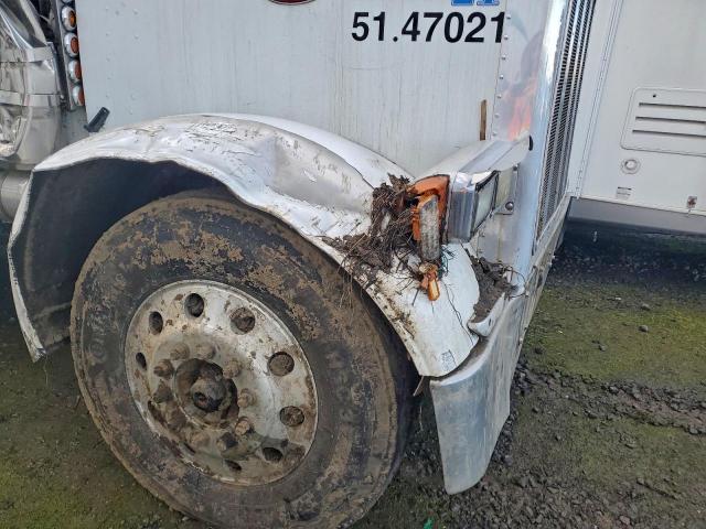 Peterbilt 379 Image 8