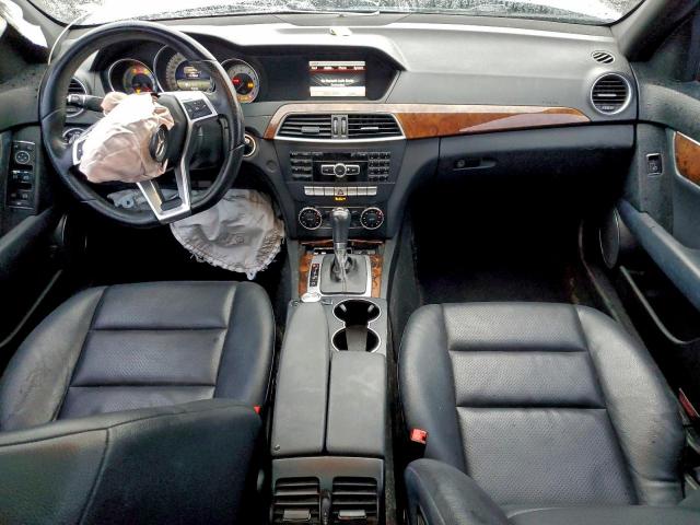 Mercedes-Benz C-Class 250 Image 7