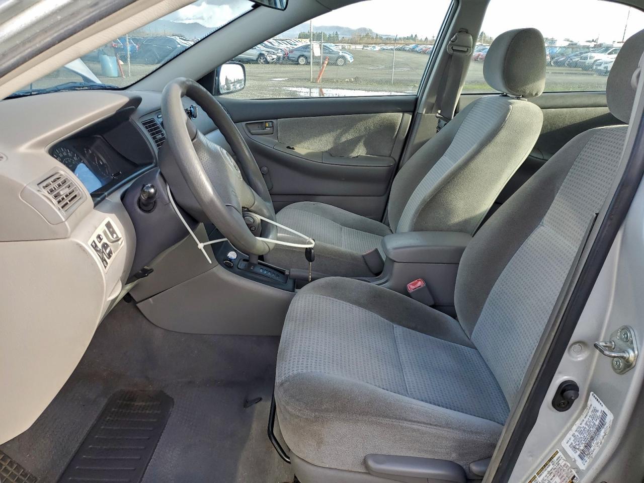 Toyota Corolla Ce Image 11