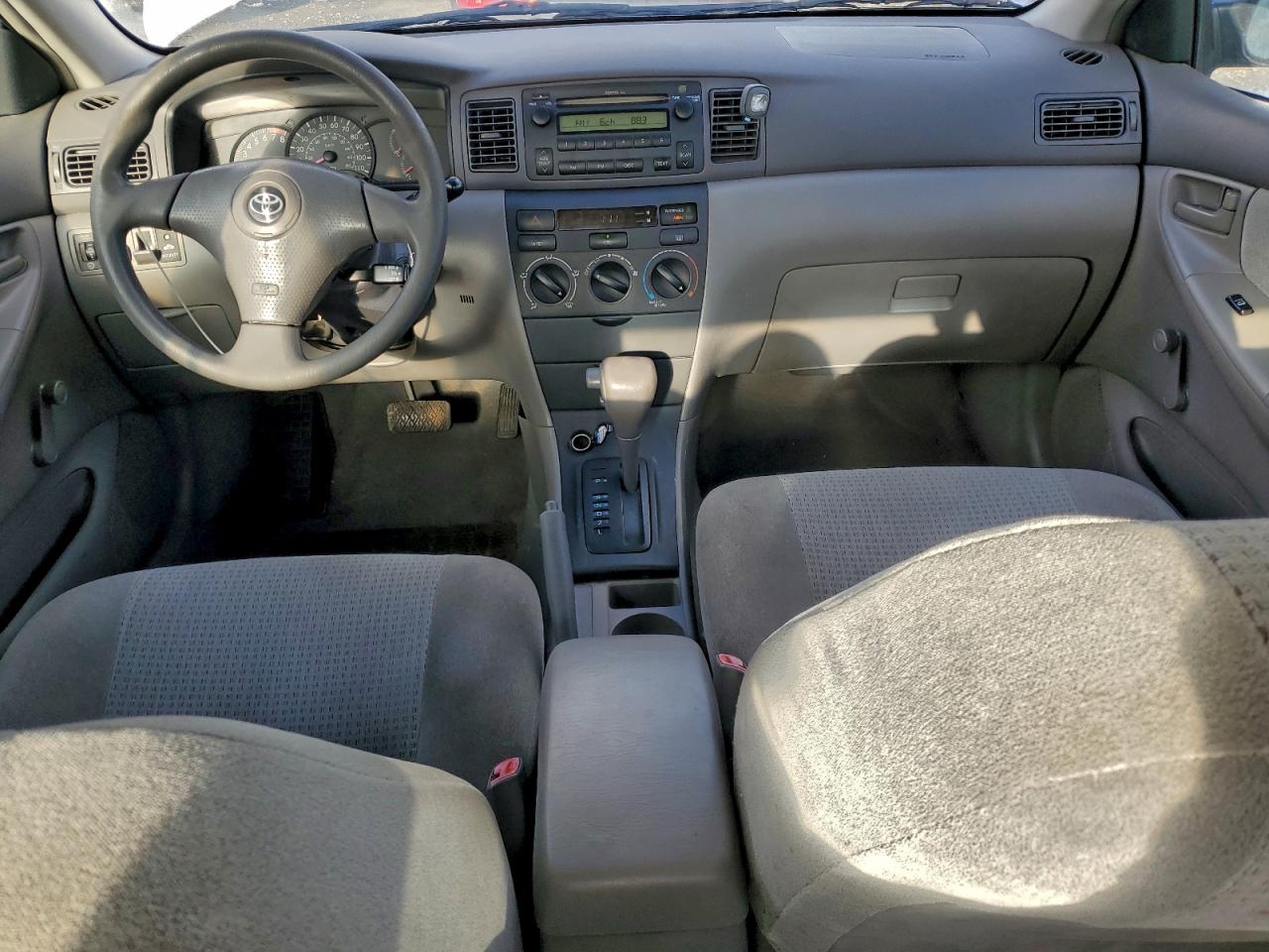 Toyota Corolla Ce Image 8