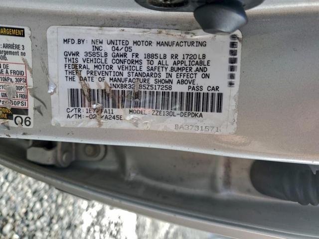 Toyota Corolla Ce Image 6