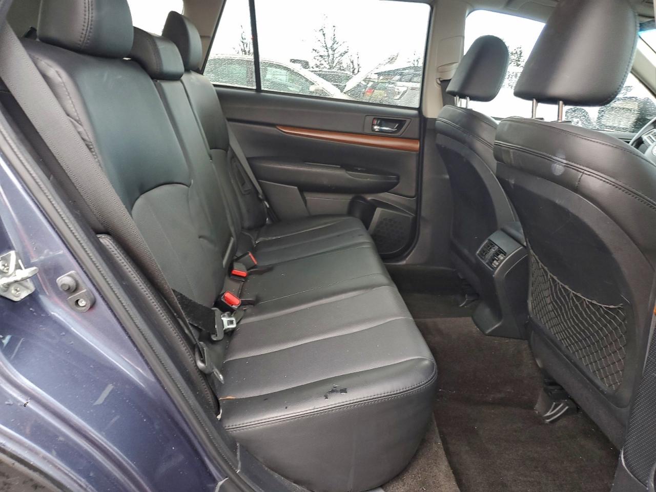 Subaru Outback 2.5i Limited Image 13