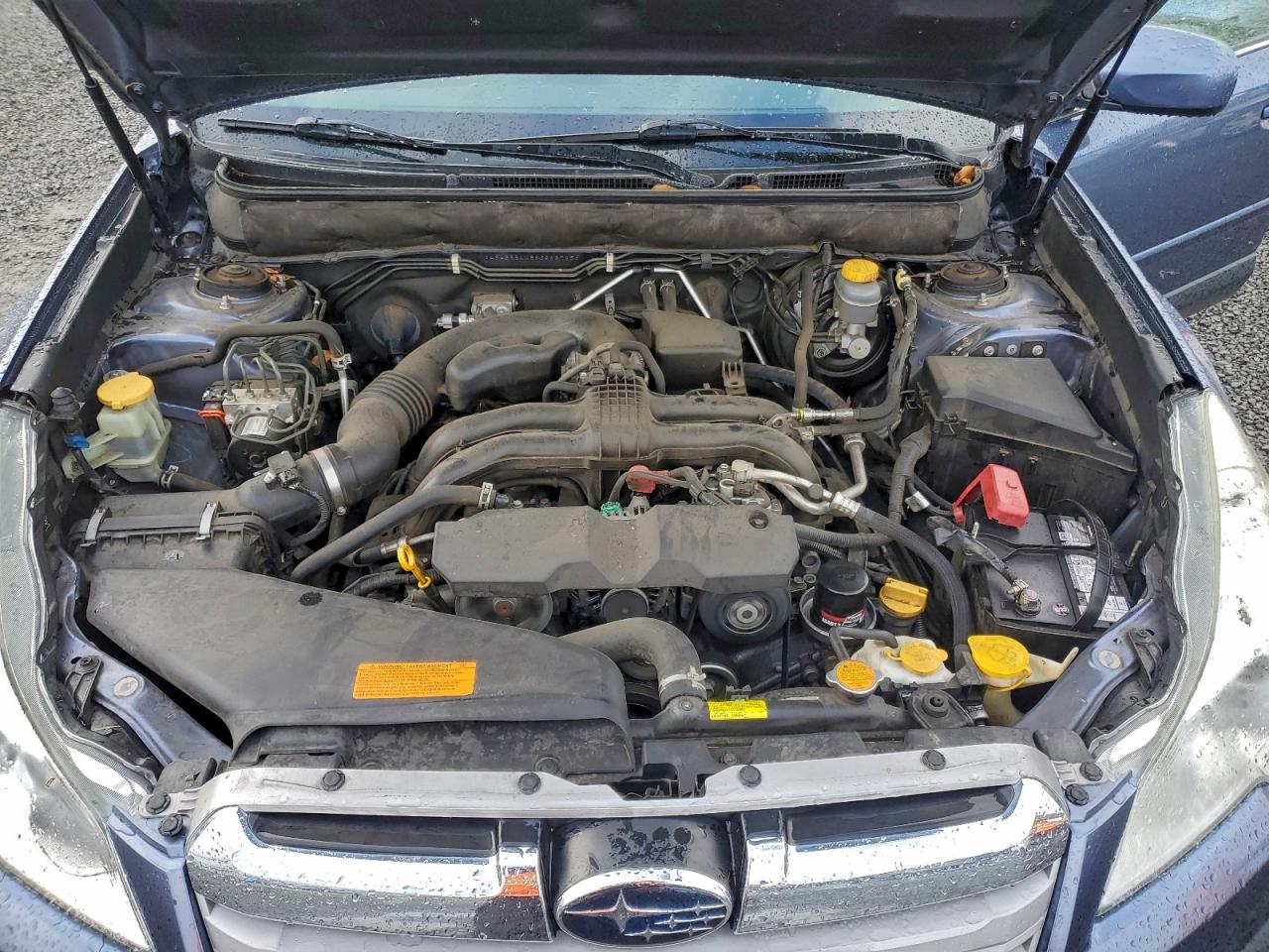 Subaru Outback 2.5i Limited Image 4