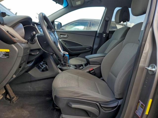 Hyundai SANTA FE Image 4