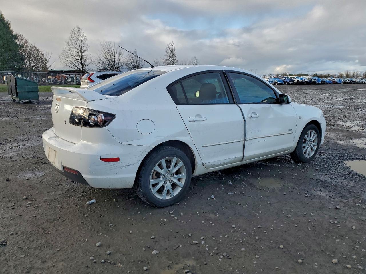 Mazda Mazda3 S Image 2