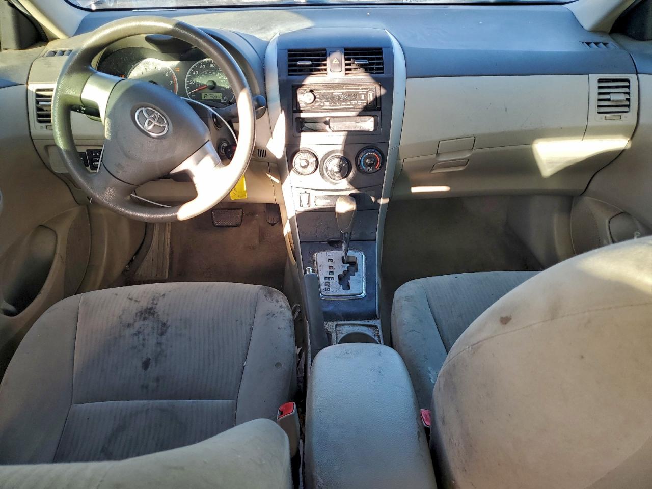 Toyota Corolla Base Image 4