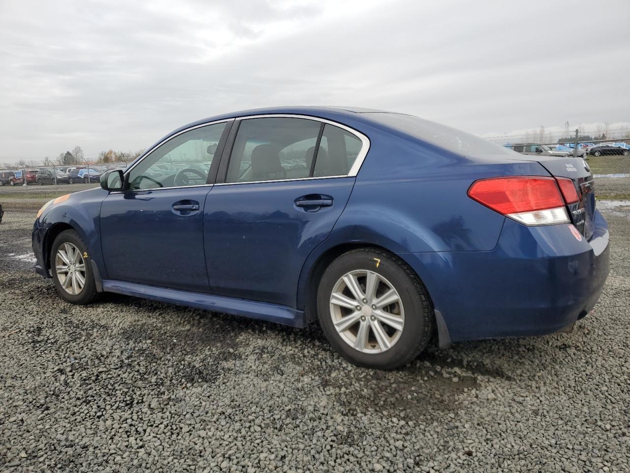 Subaru Legacy 2.5i Premium Image 6