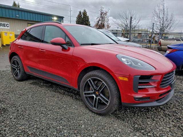 Porsche Macan S Image 2