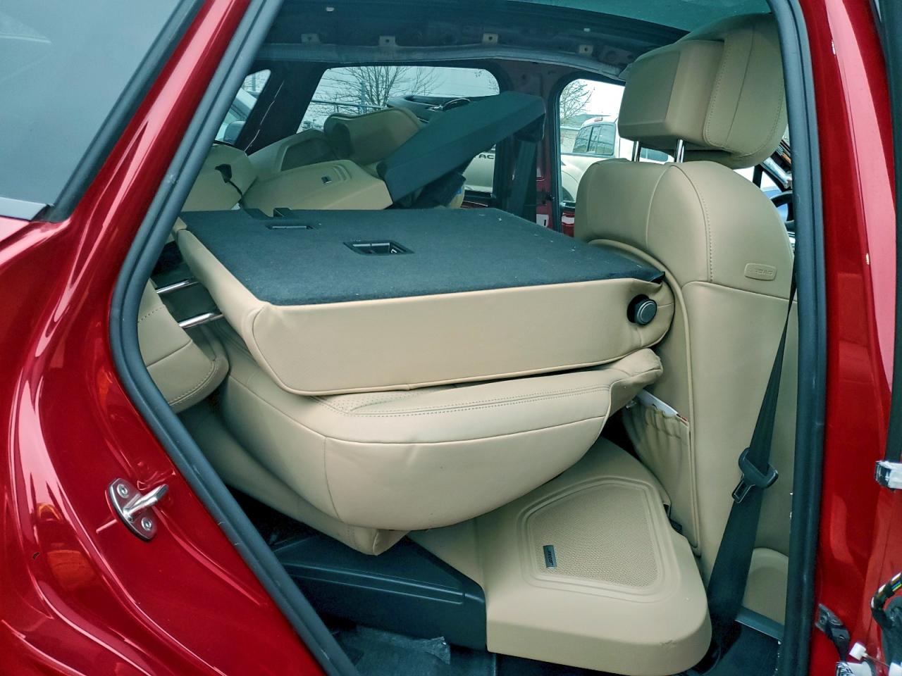 Porsche Macan S Image 13