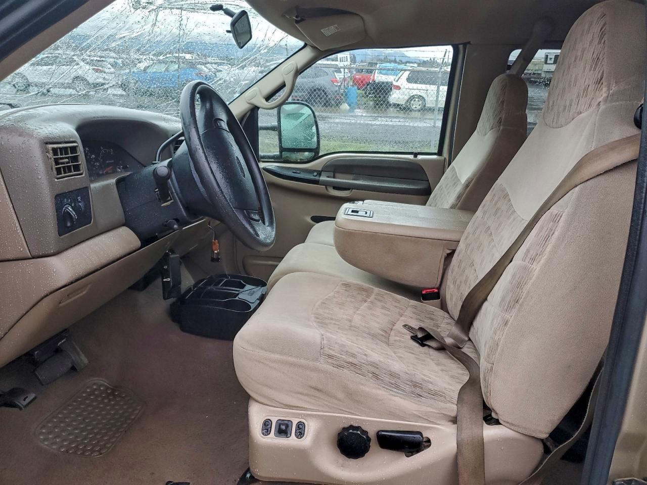 Ford F-250 Super Duty Image 8