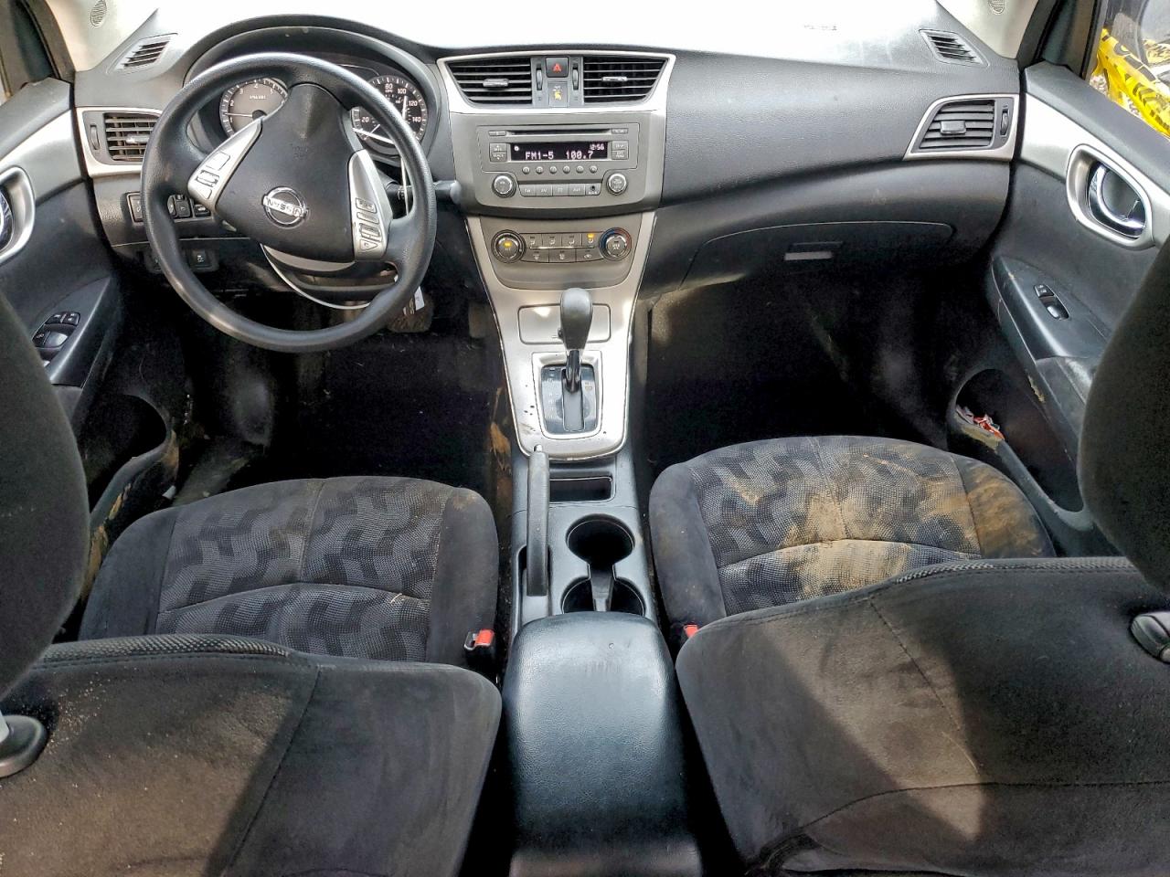 Nissan Sentra S Image 9