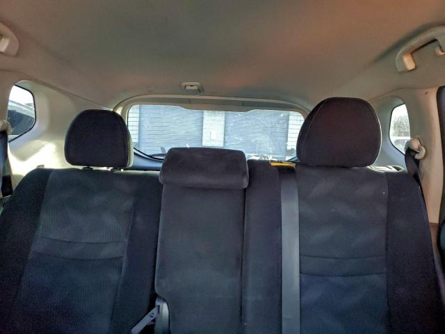 Nissan Rogue S Image 6