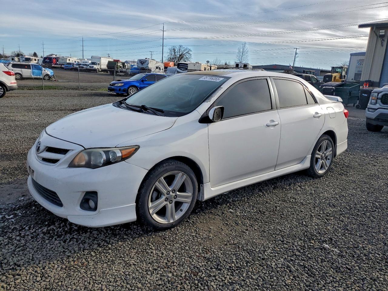 Toyota Corolla Base Image 1