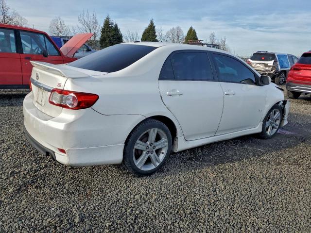 Toyota Corolla Base Image 12