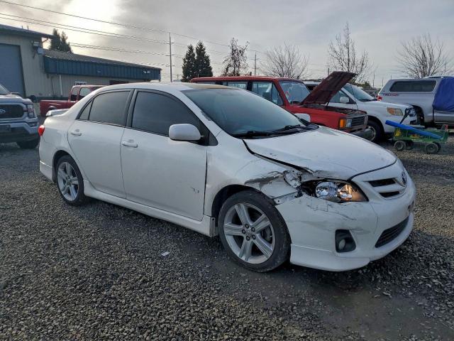 Toyota Corolla Base Image 4