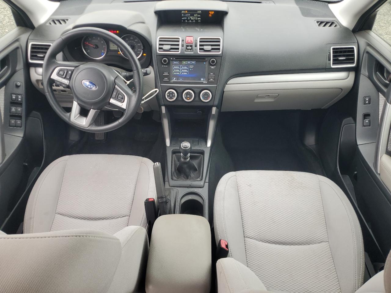 Subaru Forester 2.5i Image 6