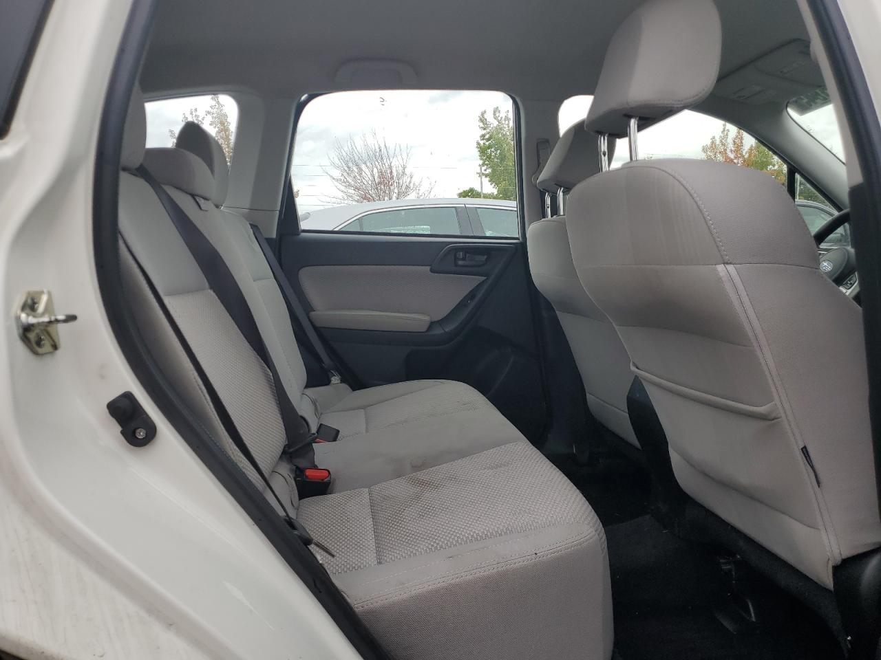 Subaru Forester 2.5i Image 9