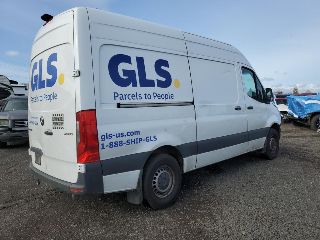 Mercedes-Benz Sprinter 2500 Image 6