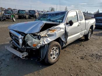  Salvage Toyota Tacoma