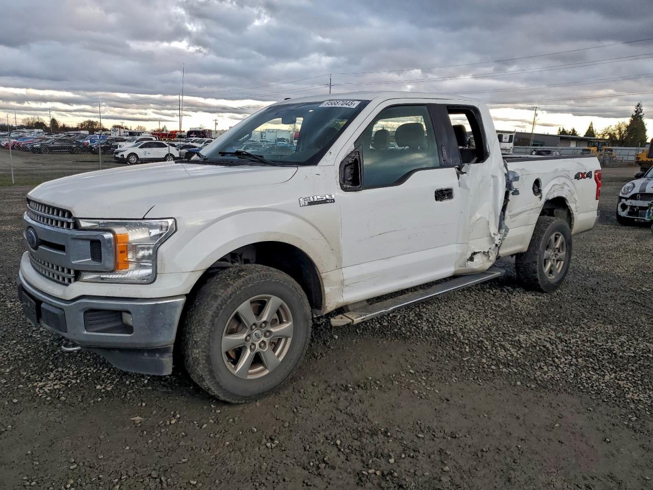 Ford F-150 Super Cab Image 1