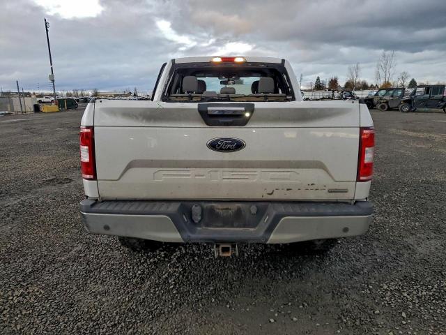 Ford F-150 Super Cab Image 4