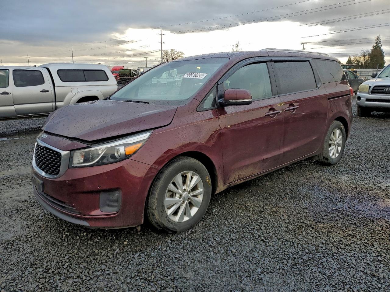 Kia Sedona Lx Image 1