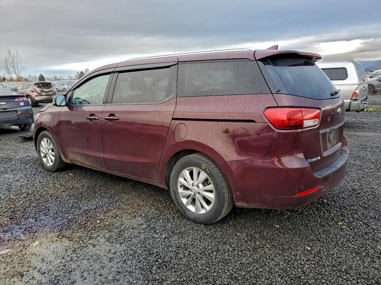 Kia Sedona Lx Image 7