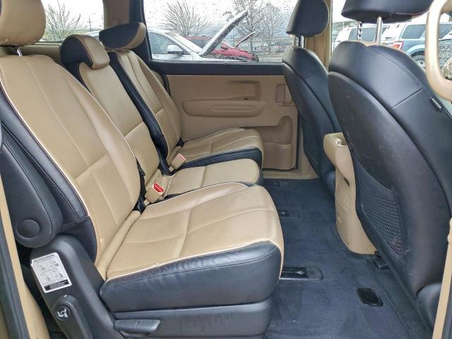 Kia Sedona Lx Image 11