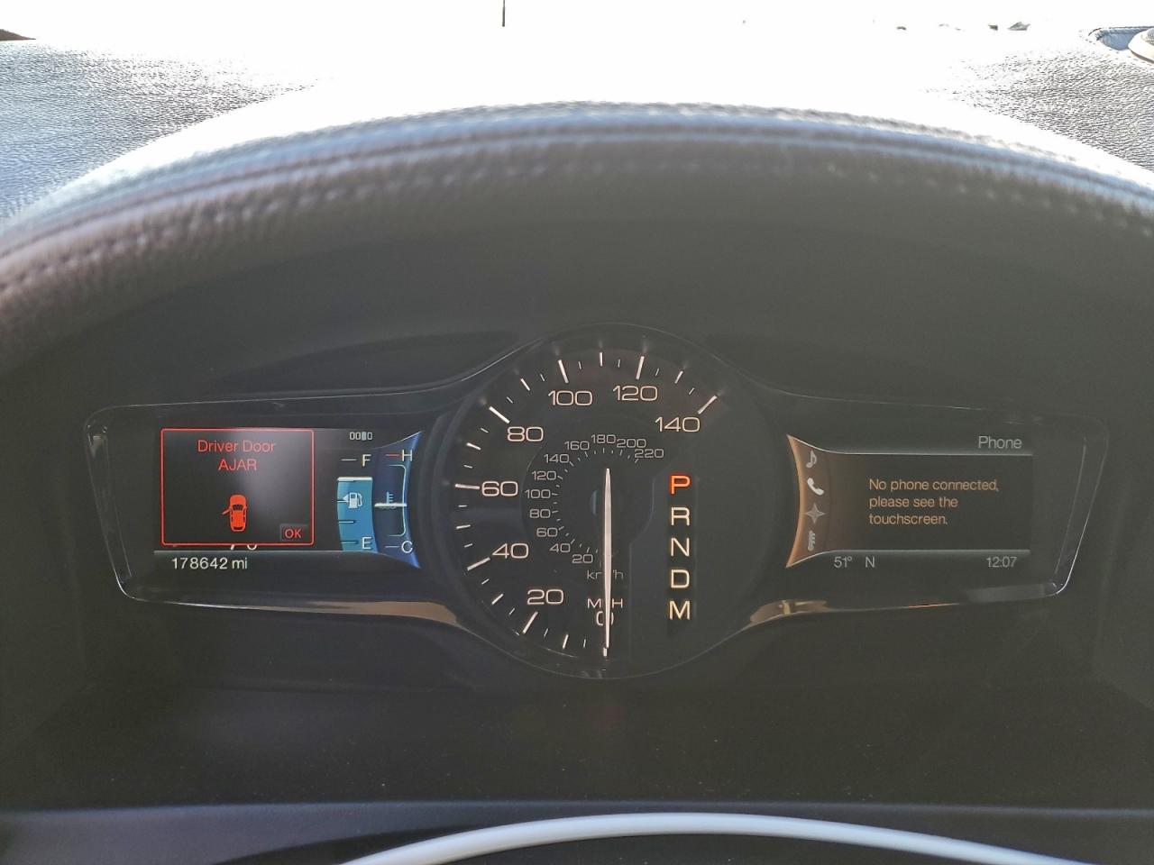 Lincoln MKX Image 12