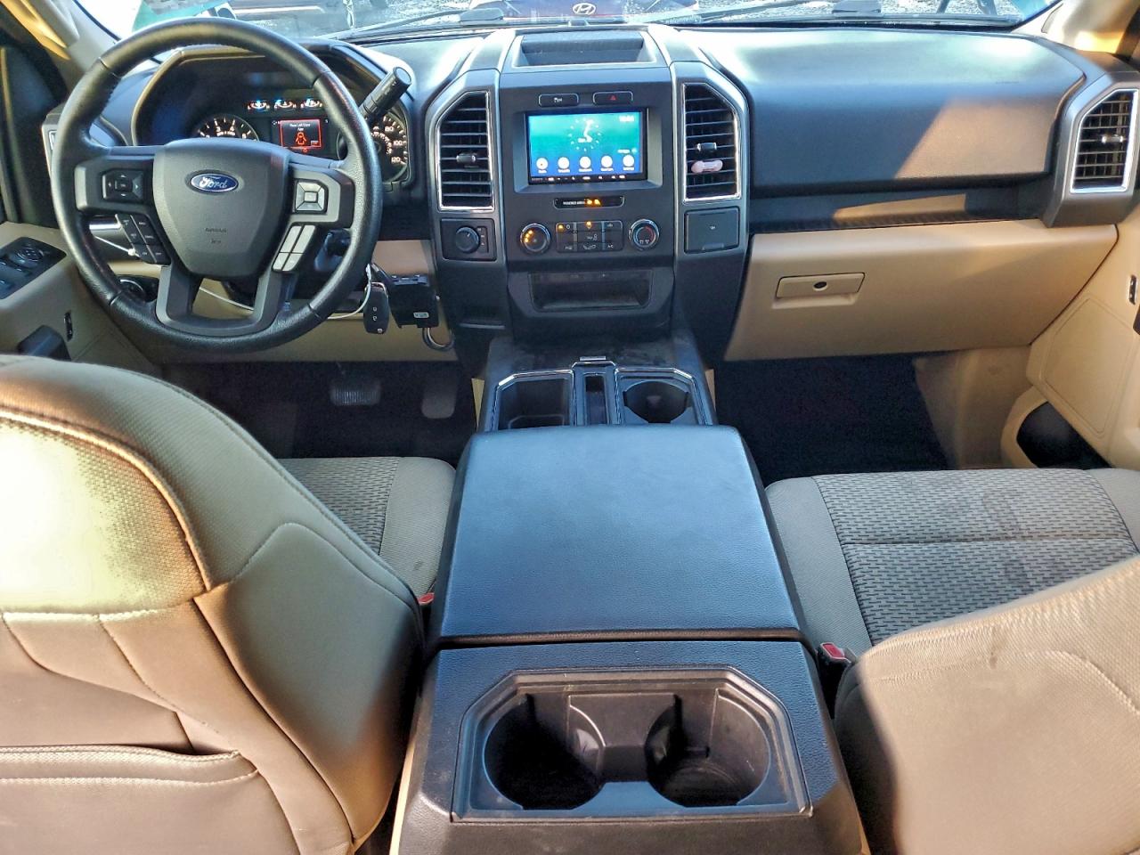 Ford F-150 Supercrew Image 6