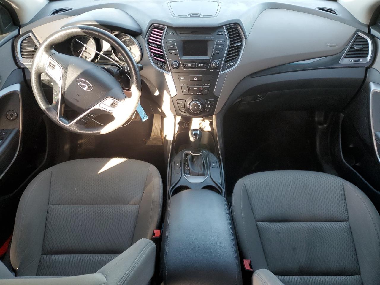 Hyundai SANTA FE Se Image 13