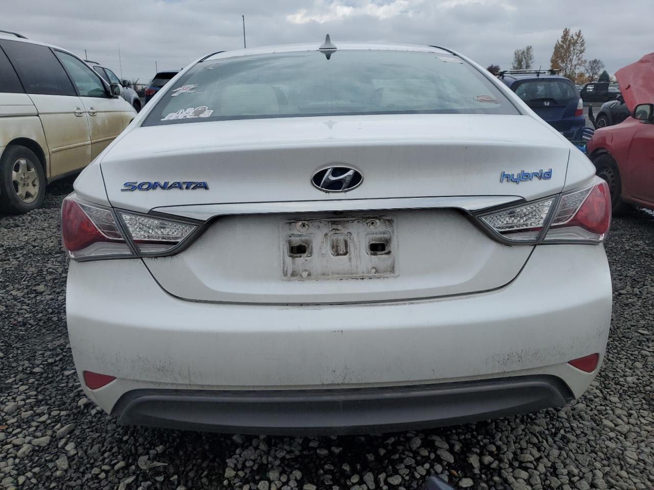 Hyundai SONATA Hybrid Image 4