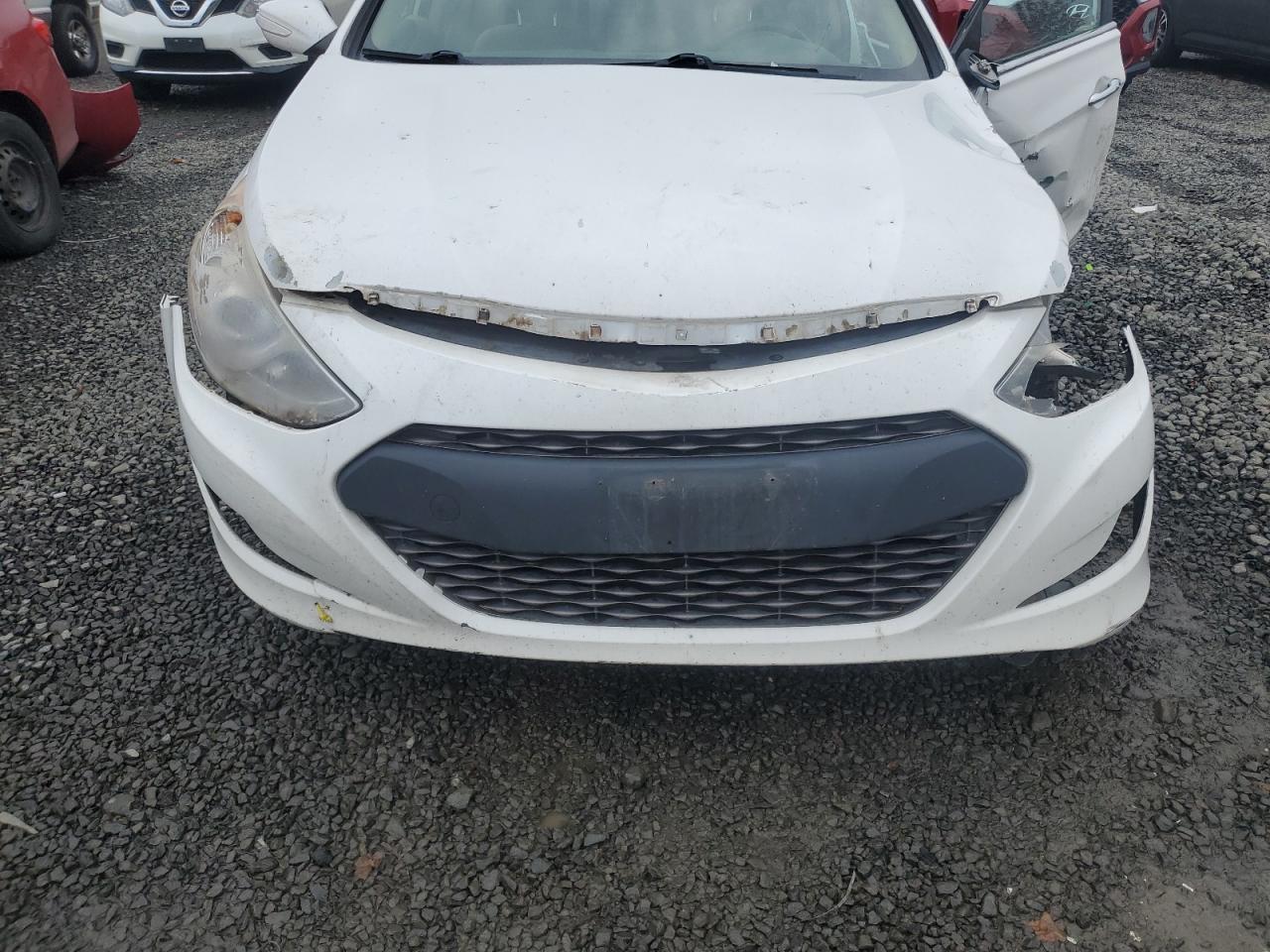 Hyundai SONATA Hybrid Image 9