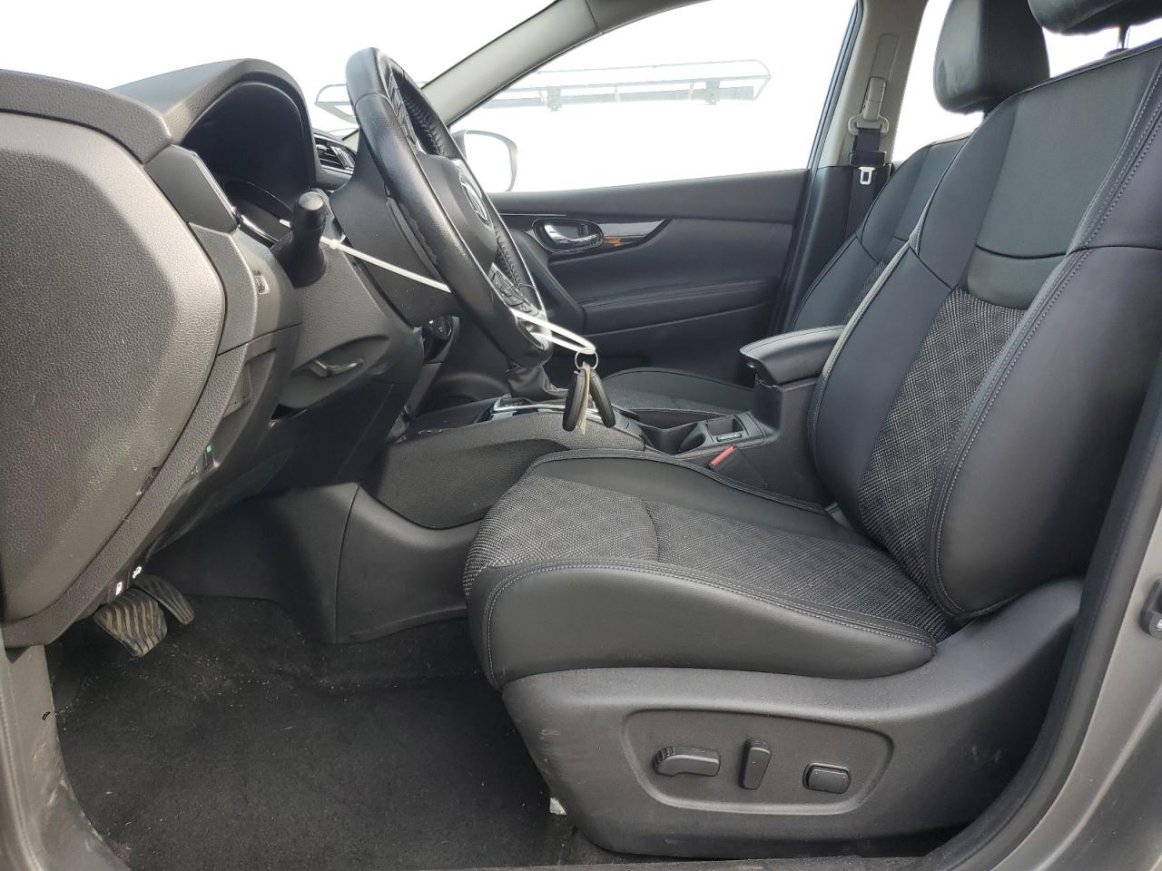 Nissan Rogue Sv Image 11