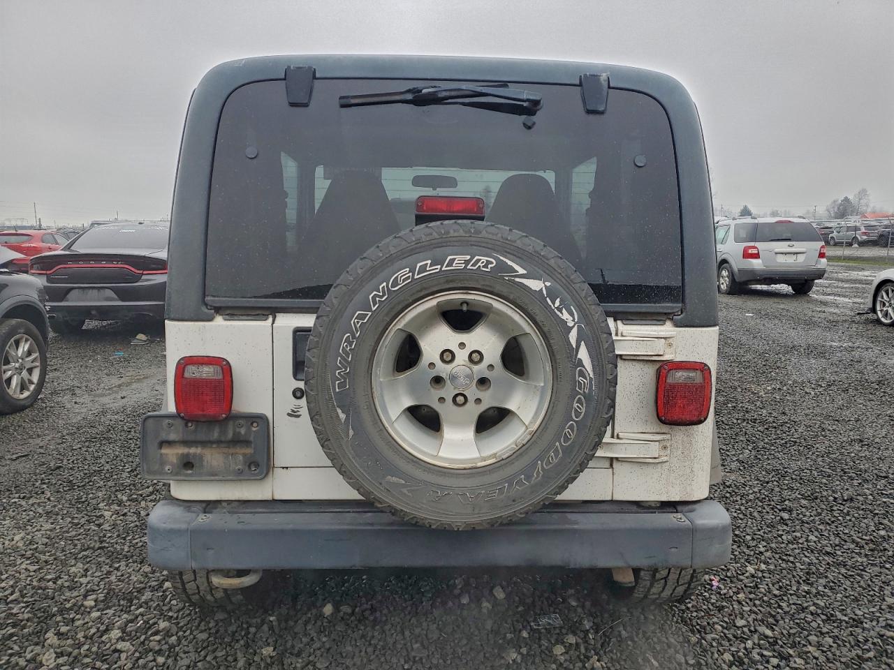 Jeep Wrangler Sport Image 3