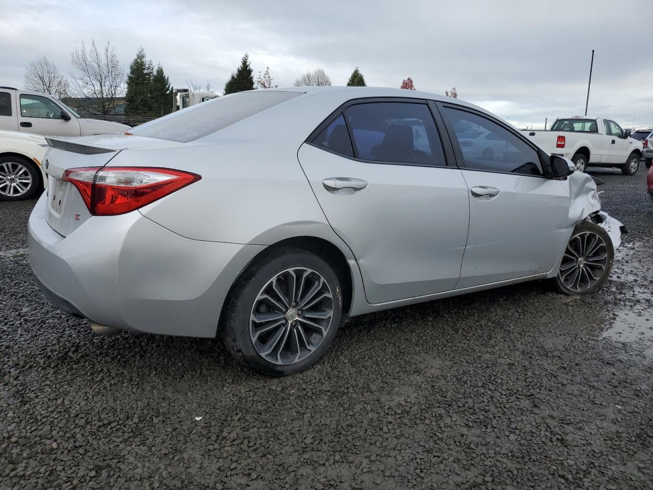 Toyota Corolla L Image 5