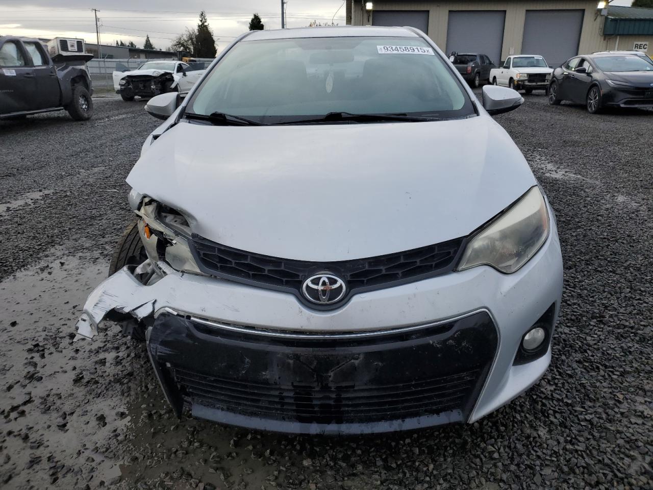 Toyota Corolla L Image 7