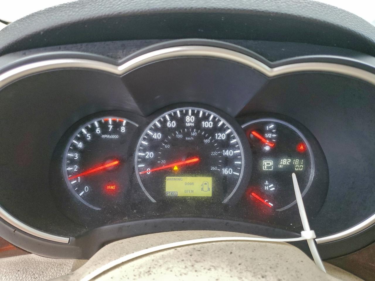 Nissan Quest S Image 9