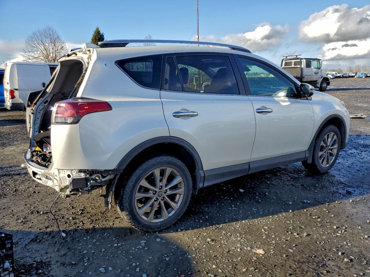 Toyota RAV4 Limited Image 2