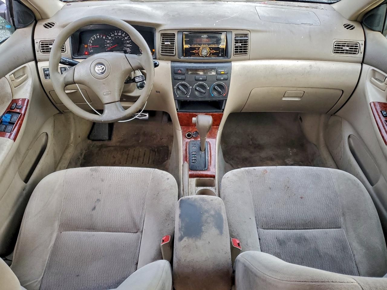 Toyota Corolla Ce Image 10