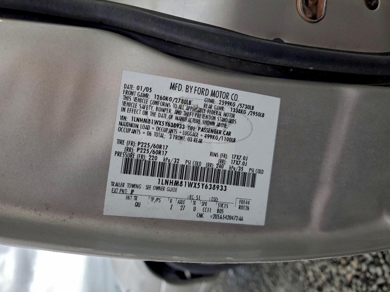 Lincoln Towncar Signature Image 11